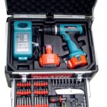 Makita 8271DWAET2 návod